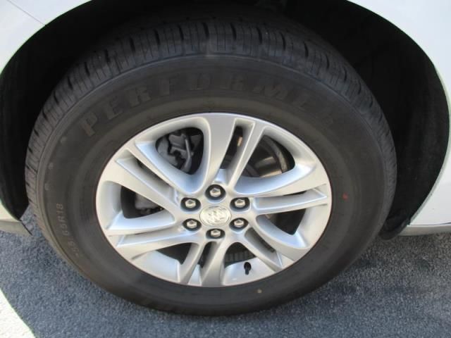 2021 BUICK ENCLAVE ESSENCE 5GAEVAKW0MJ143515