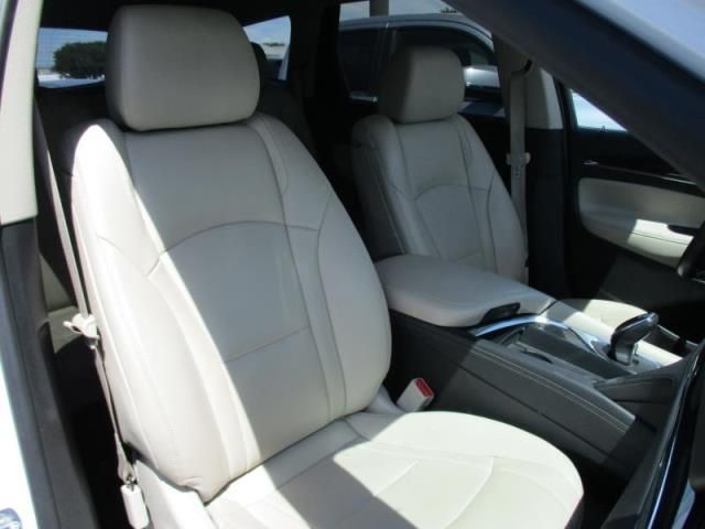 2021 BUICK ENCLAVE ESSENCE 5GAEVAKW0MJ143515