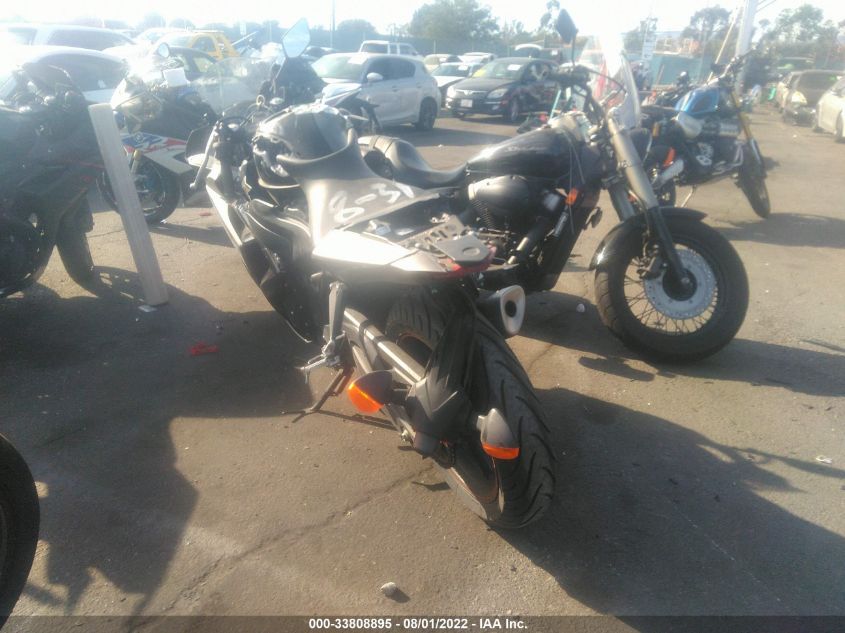 2016 YAMAHA YZFR3 MH3RH06Y1GK013952