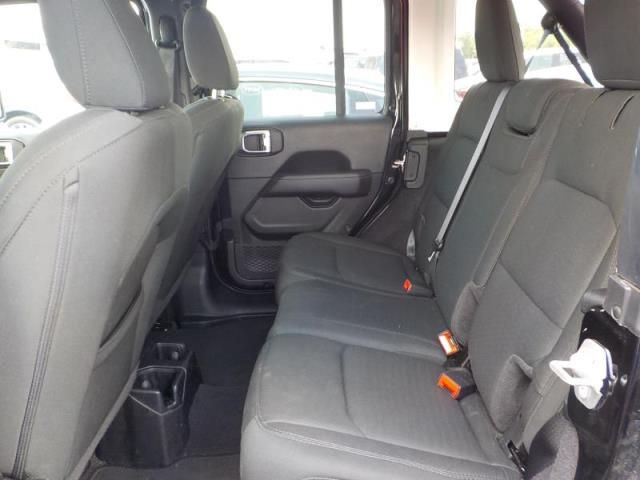 2021 JEEP WRANGLER UNLIMITED SAHARA 1C4HJXEN6MW634591