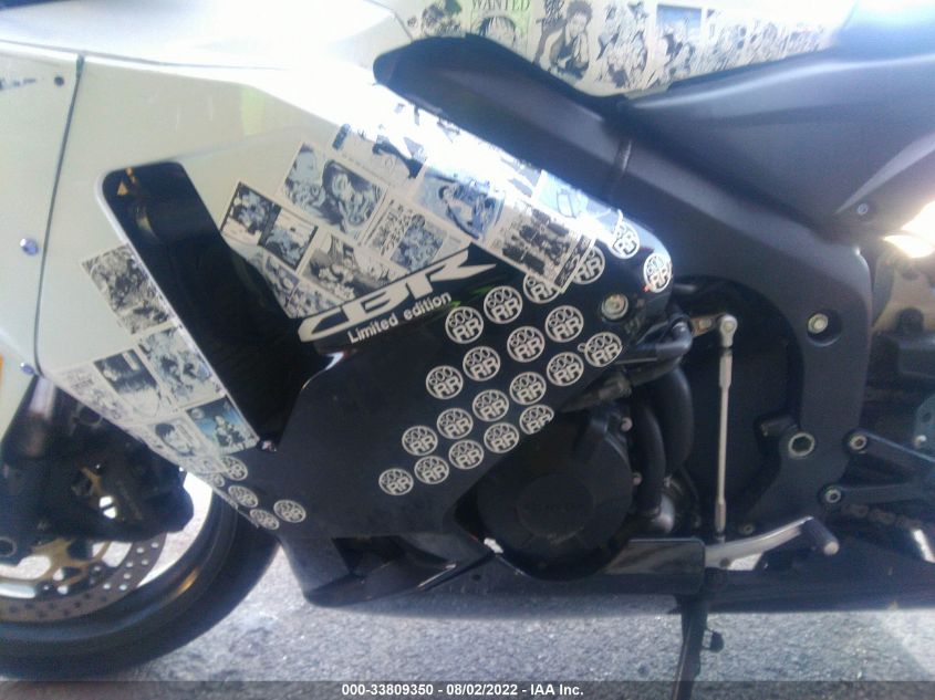 2006 HONDA CBR600 RR JH2PC37106M301558