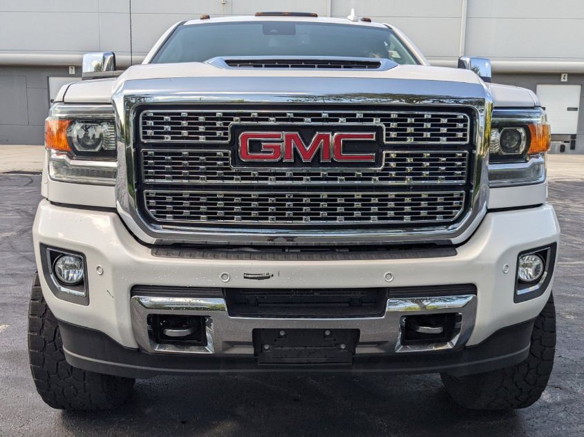 2019 GMC SIERRA 3500HD DENALI 1GT42WEY0KF143107