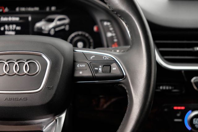 2017 AUDI Q7 PREMIUM PLUS WA1LHAF71HD047049