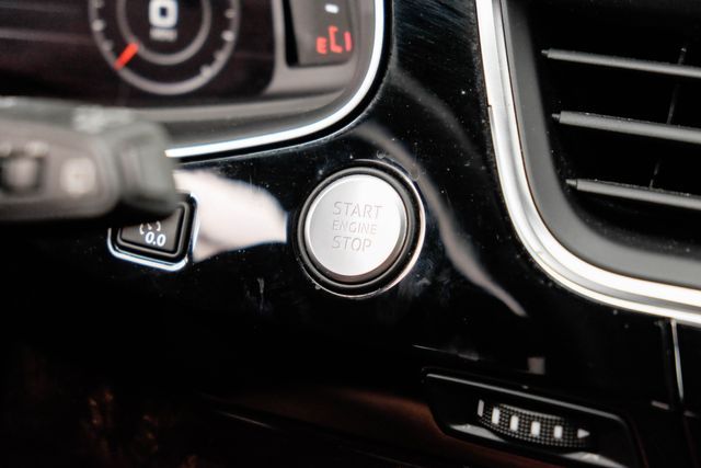 2017 AUDI Q7 PREMIUM PLUS WA1LHAF71HD047049