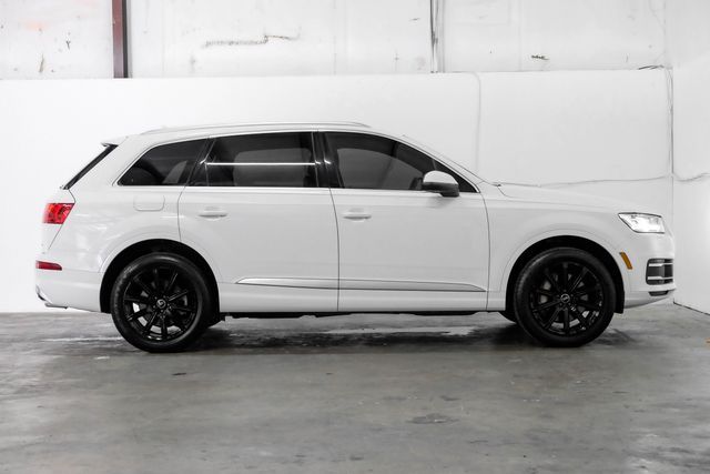 2017 AUDI Q7 PREMIUM PLUS WA1LHAF71HD047049