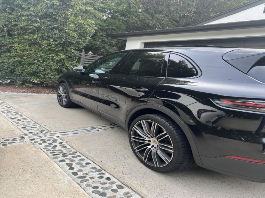 2019 PORSCHE CAYENNE WP1AA2AY3KDA15605