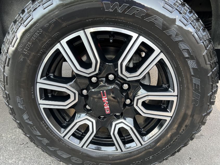 2022 GMC SIERRA 2500HD AT4 1GT49PE78NF189538