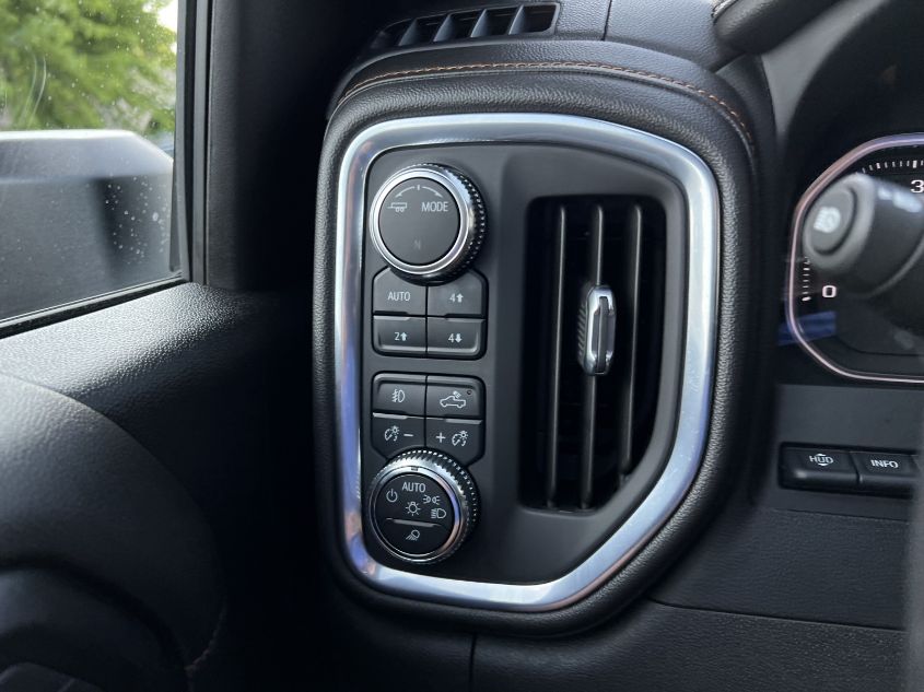 2022 GMC SIERRA 2500HD AT4 1GT49PE78NF189538