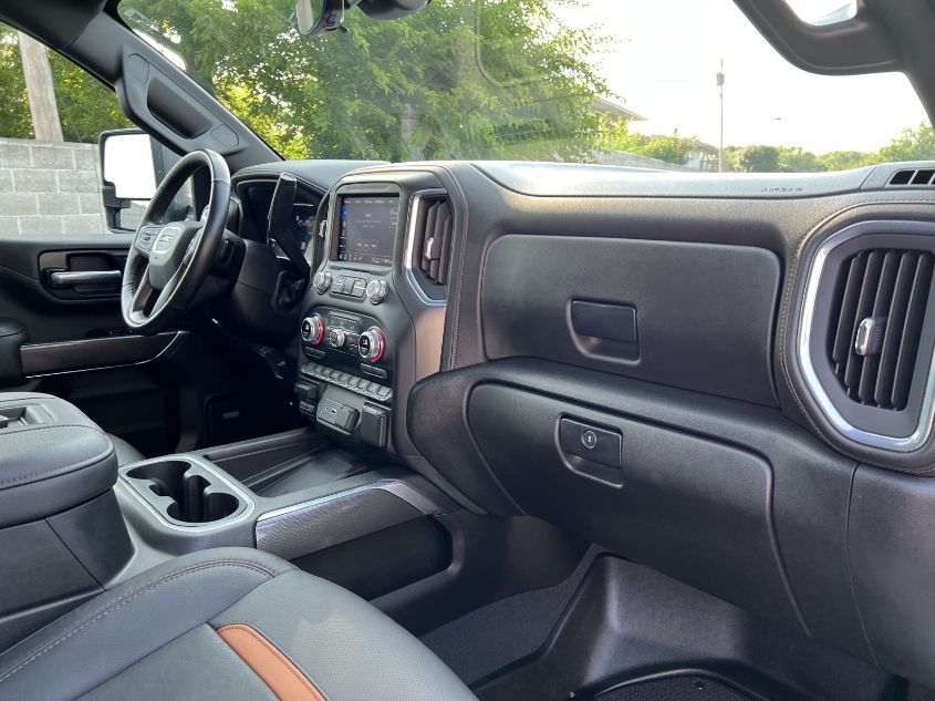 2022 GMC SIERRA 2500HD AT4 1GT49PE78NF189538