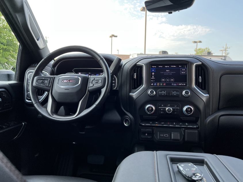 2022 GMC SIERRA 2500HD AT4 1GT49PE78NF189538