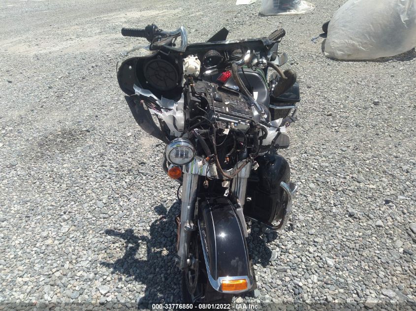 2015 HARLEY-DAVIDSON FLHTKL ULTRA LIMITED LOW 1HD1KKL15FB687101