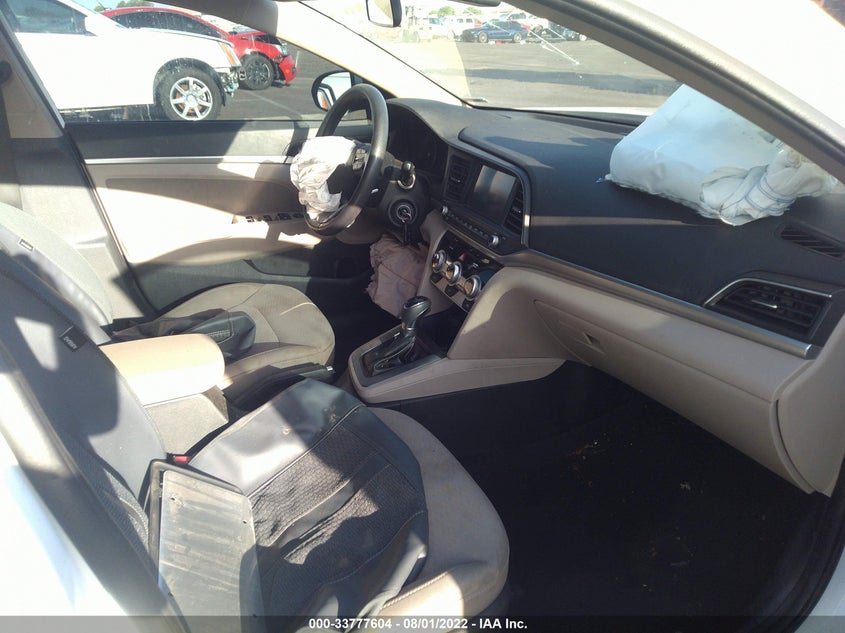 VIN 5NPD84LF8KH446646 2019 HYUNDAI ELANTRA SEL