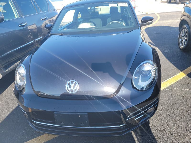 2019 VOLKSWAGEN BEETLE SE 3VWJD7AT4KM717945