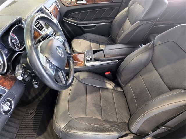 2015 MERCEDES-BENZ GL-CLASS GL 550 4JGDF7DE3FA536101