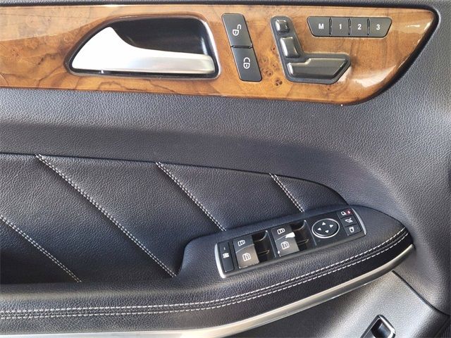 2015 MERCEDES-BENZ GL-CLASS GL 550 4JGDF7DE3FA536101