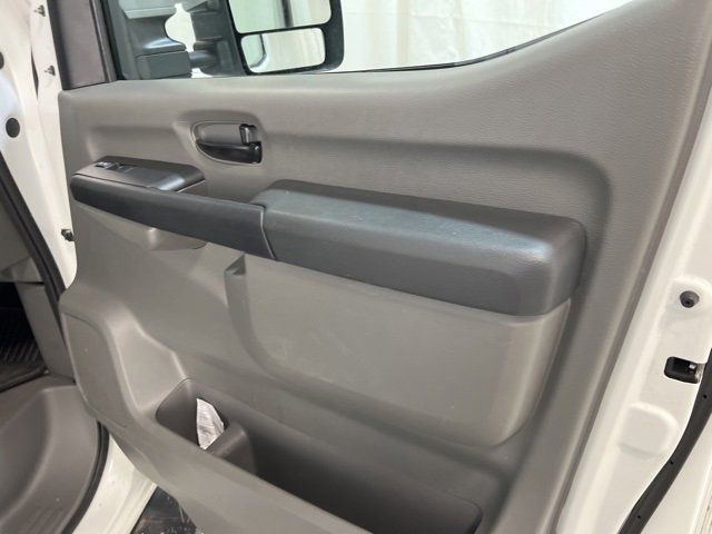 2020 NISSAN NV CARGO SV 1N6AF0LY8LN805012