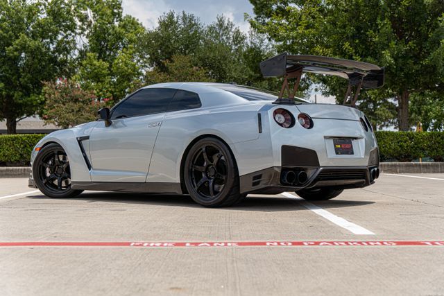 2013 NISSAN GT-R PREMIUM JN1AR5EF9DM261228