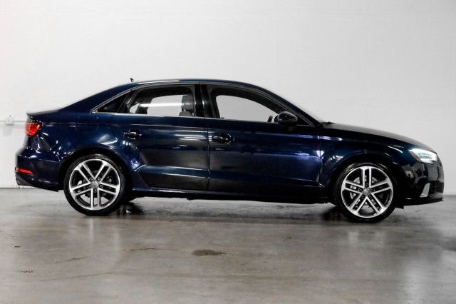 2018 AUDI A3 SEDAN PREMIUM/TECH PREMIUM WAUB8GFF0J1019615