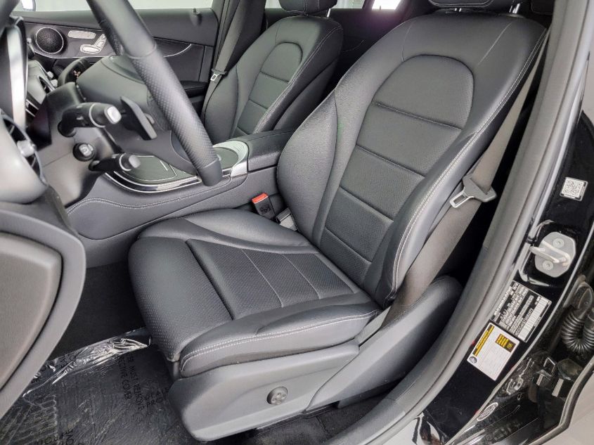 2018 MERCEDES-BENZ GLC GLC 300 WDC0G4KB7JV082972