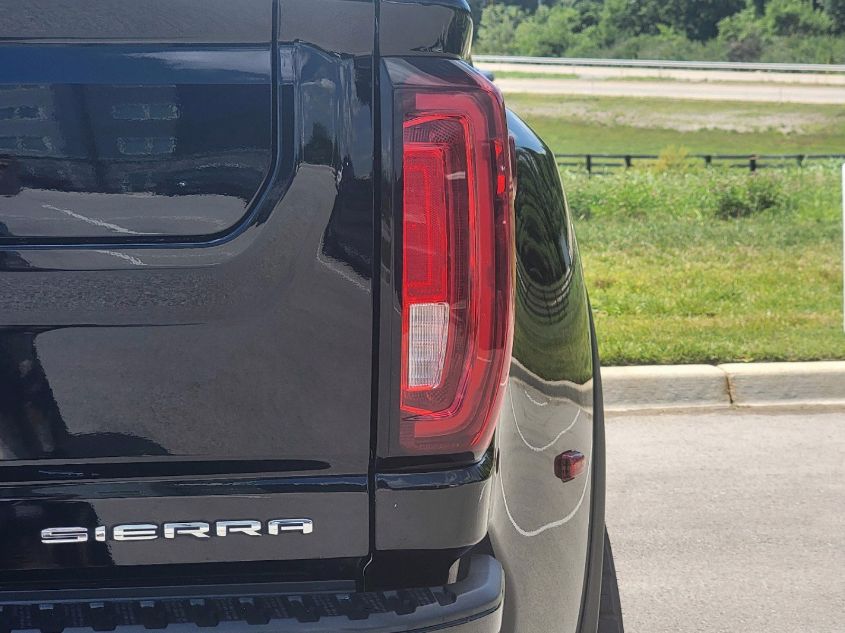 2020 GMC SIERRA 3500HD DENALI 1GT49WEY8LF261127