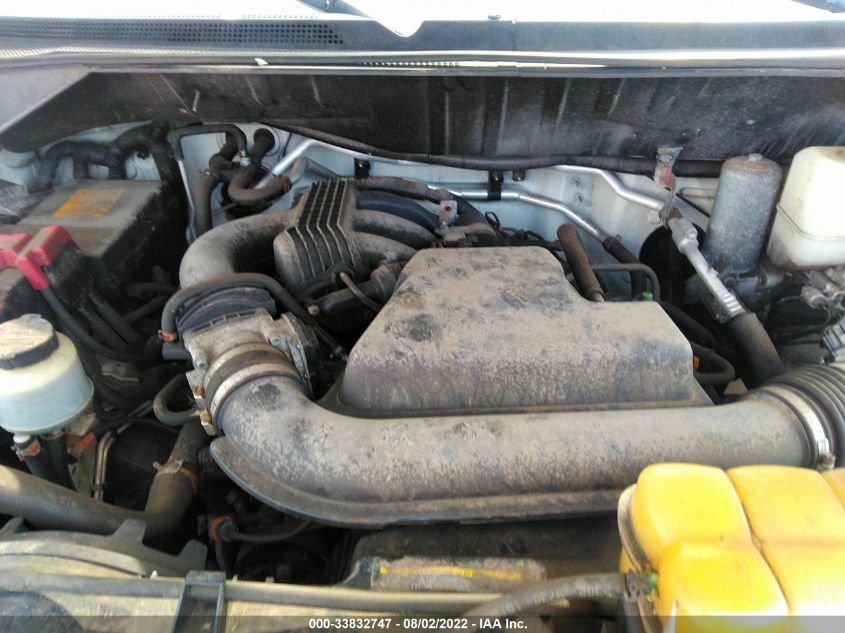 2013 NISSAN NV SV 1N6BF0KM8DN101106