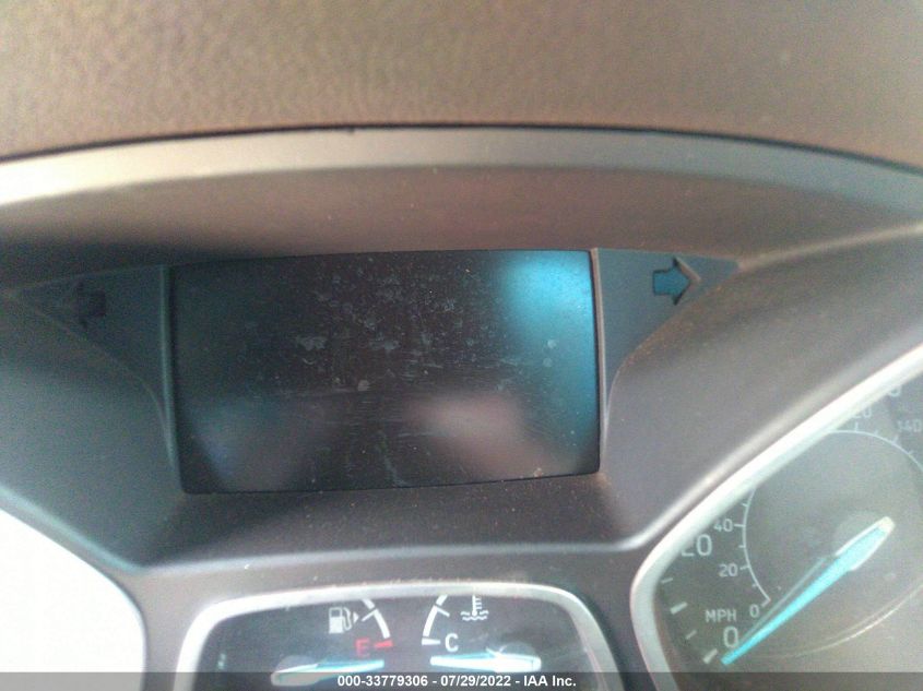 VIN 1FMCU0F72HUB19447 2017 FORD ESCAPE S