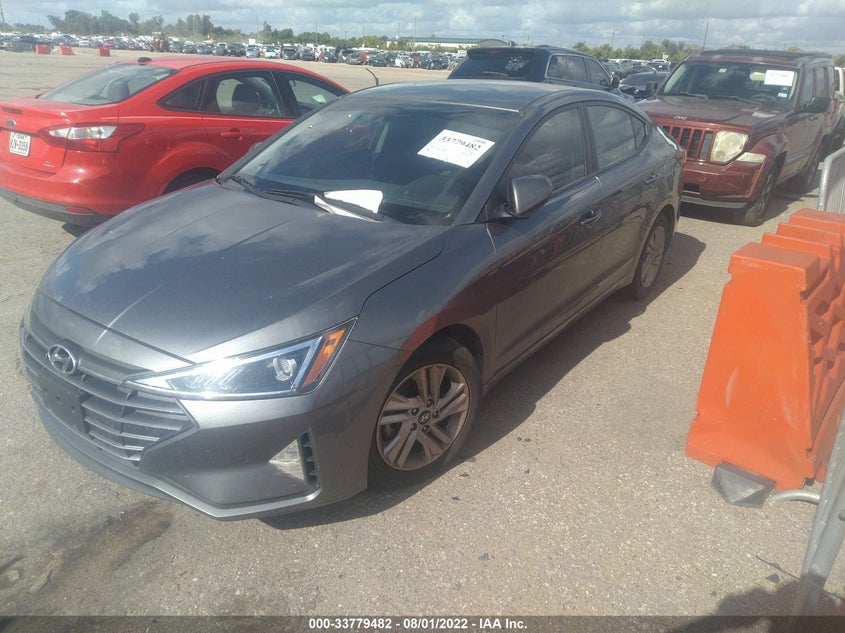 VIN 5NPD84LF2KH403470 2019 HYUNDAI ELANTRA SEL