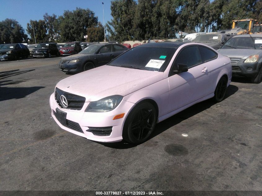 2014 MERCEDES-BENZ C 250 WDDGJ4HB0EG267295