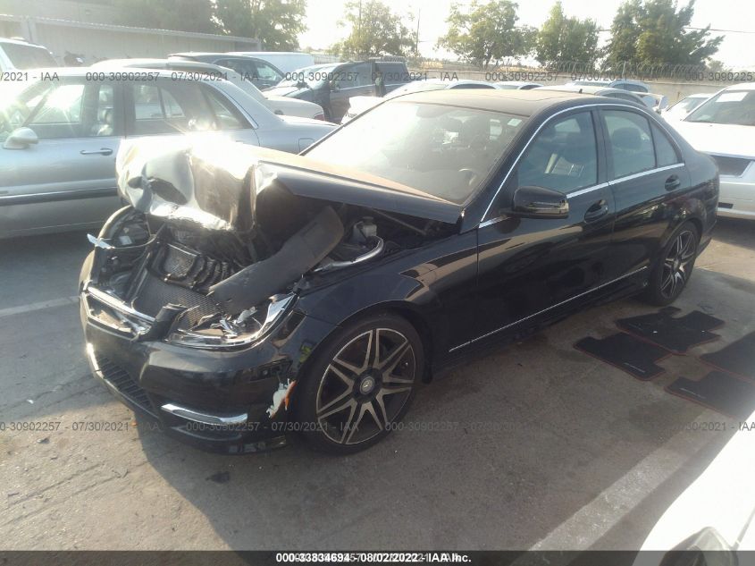 2013 MERCEDES-BENZ C-CLASS C 300 SPORT WDDGF8AB4DG045876