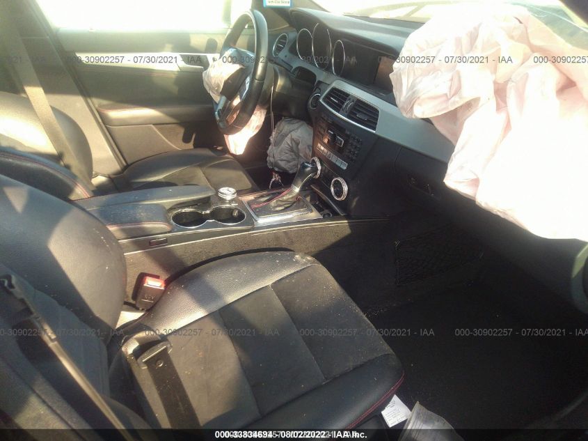 2013 MERCEDES-BENZ C-CLASS C 300 SPORT WDDGF8AB4DG045876