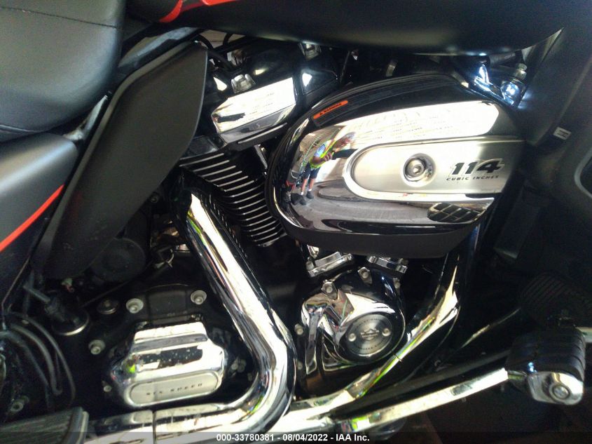 2019 HARLEY-DAVIDSON FLHTK 1HD1KEF19KB642055