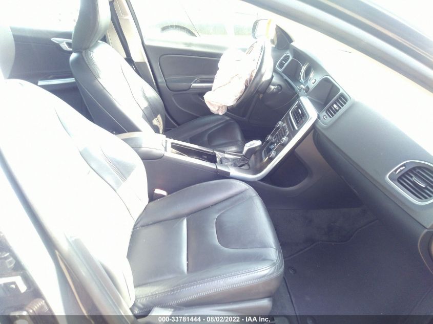 2013 VOLVO S60 T5 YV1612FSXD2176036