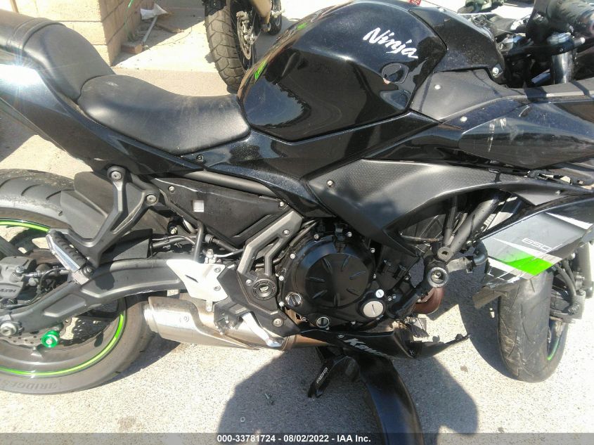 2019 KAWASAKI EX650 F JKAEXEK10KDA31214