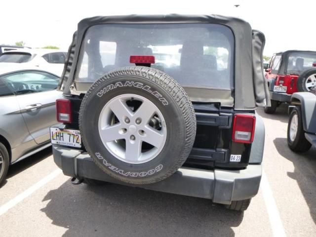 2017 JEEP WRANGLER SPORT 1C4GJWAG6HL636376