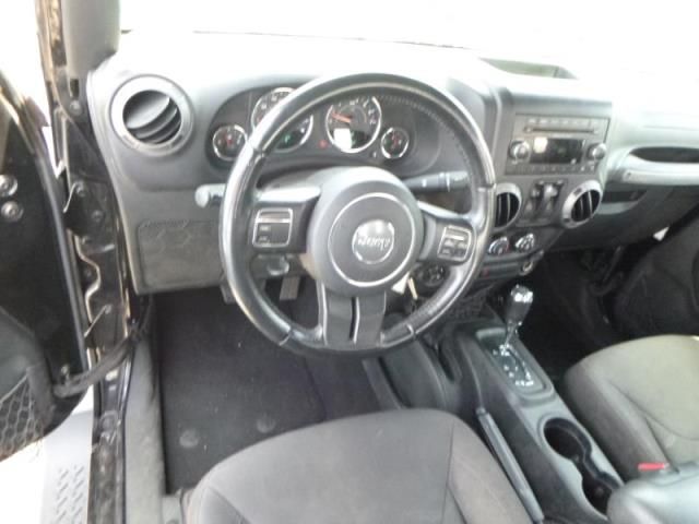 2017 JEEP WRANGLER SPORT 1C4GJWAG6HL636376