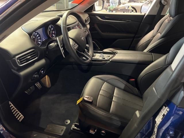 2021 MASERATI LEVANTE S GRANSPORT ZN661YUS9MX376709