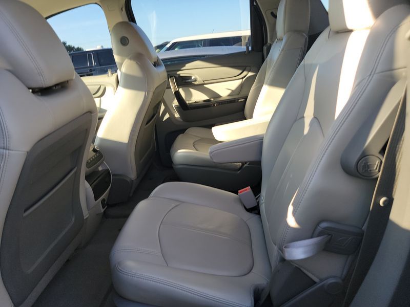 2017 GMC ACADIA LIMITED LIMITED 1GKKRSKD5HJ266067