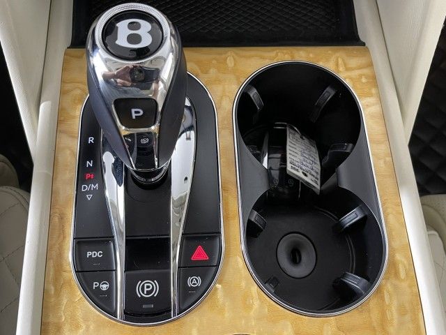 2017 BENTLEY BENTAYGA W12 SJAAC2ZV2HC012572