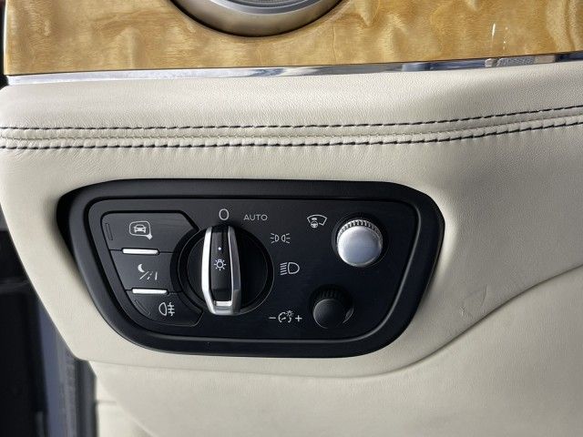 2017 BENTLEY BENTAYGA W12 SJAAC2ZV2HC012572