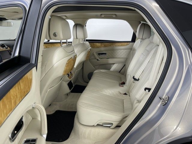 2017 BENTLEY BENTAYGA W12 SJAAC2ZV2HC012572