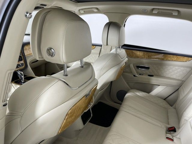 2017 BENTLEY BENTAYGA W12 SJAAC2ZV2HC012572