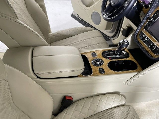 2017 BENTLEY BENTAYGA W12 SJAAC2ZV2HC012572