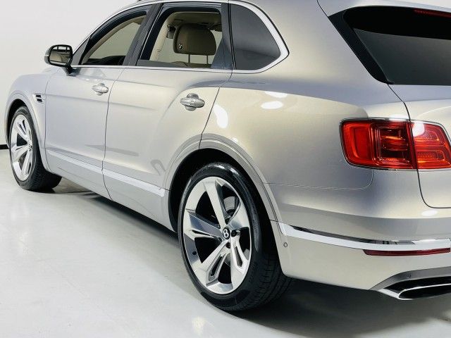 2017 BENTLEY BENTAYGA W12 SJAAC2ZV2HC012572