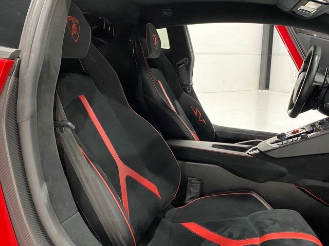 2016 LAMBORGHINI AVENTADOR LP 750-4 SUPERVELOCE ZHWUF3ZD3GLA04375