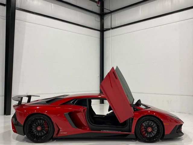 2016 LAMBORGHINI AVENTADOR LP 750-4 SUPERVELOCE ZHWUF3ZD3GLA04375