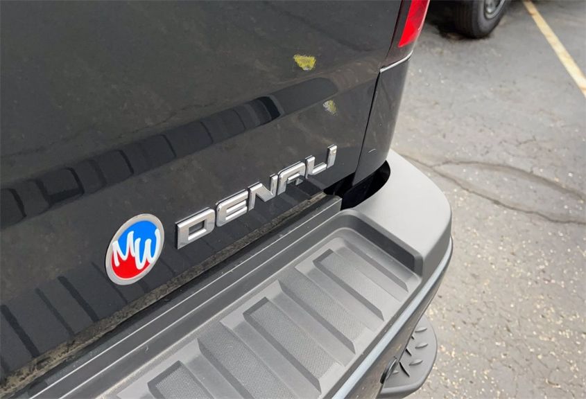 2017 GMC SIERRA 2500HD DENALI 1GT11UEY9HF132884