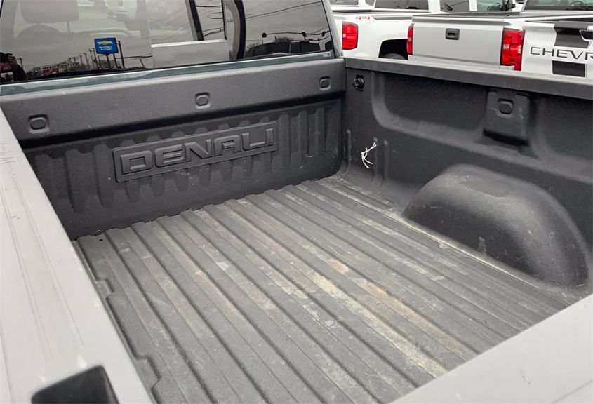 2017 GMC SIERRA 2500HD DENALI 1GT11UEY9HF132884