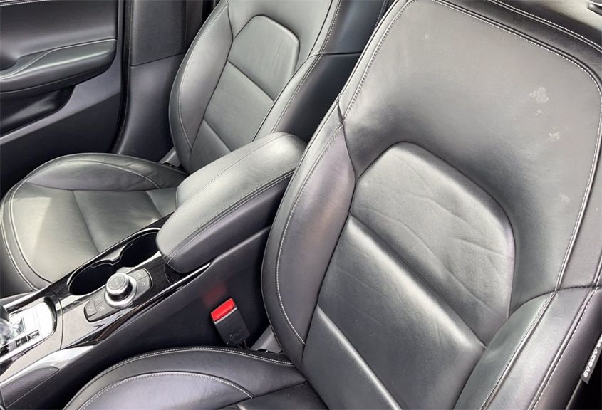 2018 INFINITI QX30 LUXURY SJKCH5CP5JA058612