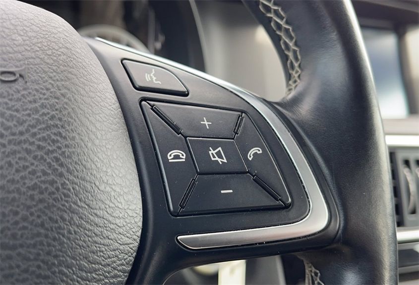 2018 INFINITI QX30 LUXURY SJKCH5CP5JA058612