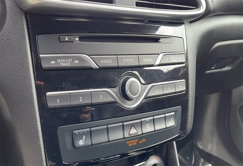 2018 INFINITI QX30 LUXURY SJKCH5CP5JA058612